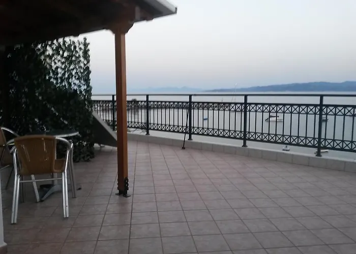 Delfinia Platanias (Thessaly)